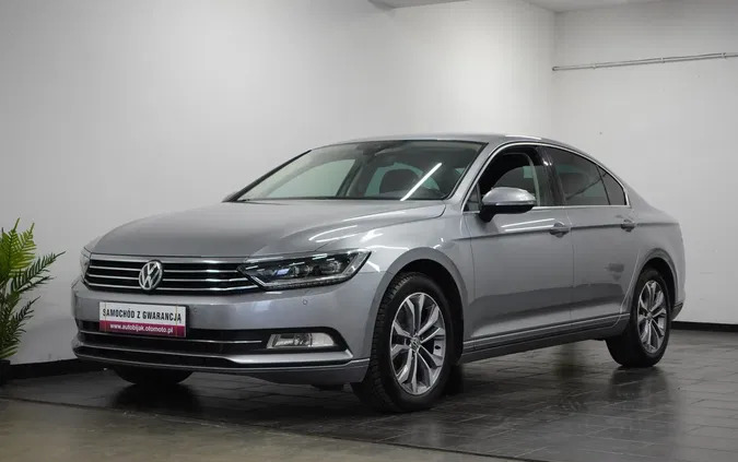 volkswagen passat Volkswagen Passat cena 86900 przebieg: 107241, rok produkcji 2018 z Przemków